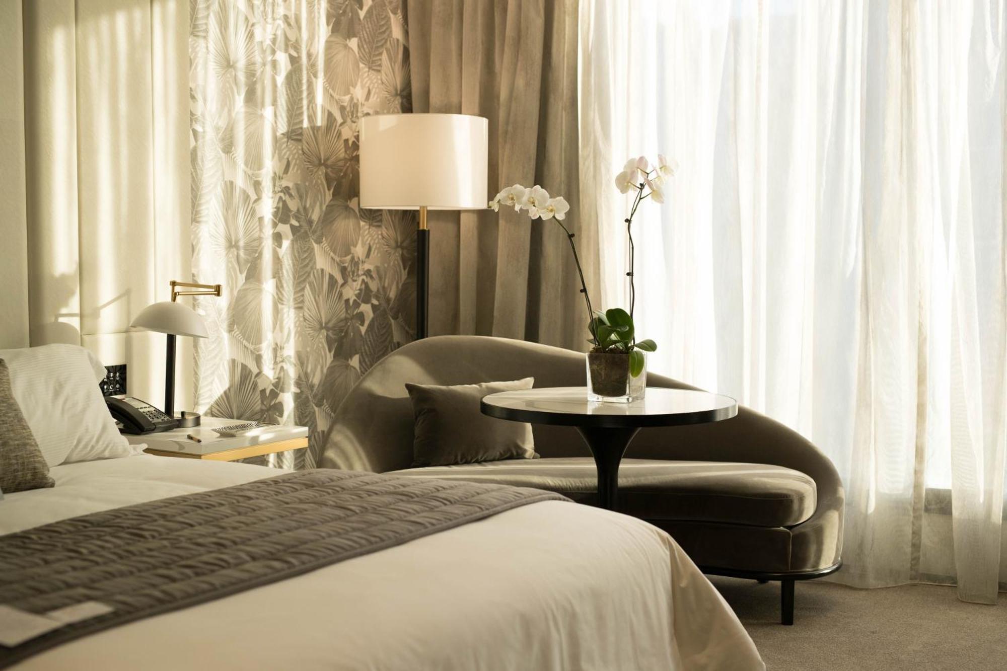Emporium Hotel South Bank Brisbane Luaran gambar A room at the Mandarin Oriental, Munich