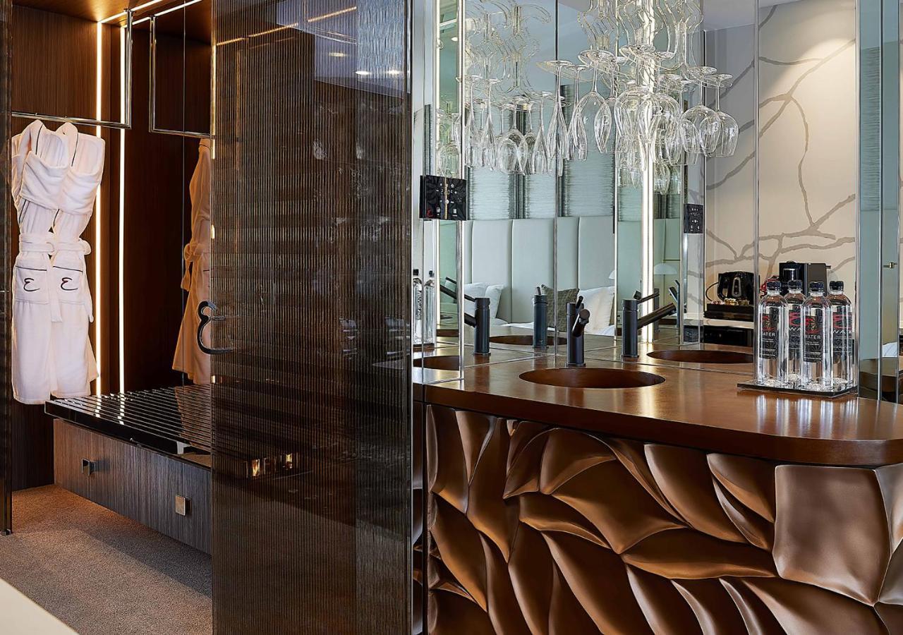 Emporium Hotel South Bank Brisbane Luaran gambar The bar at the 100 East 53rd Street location